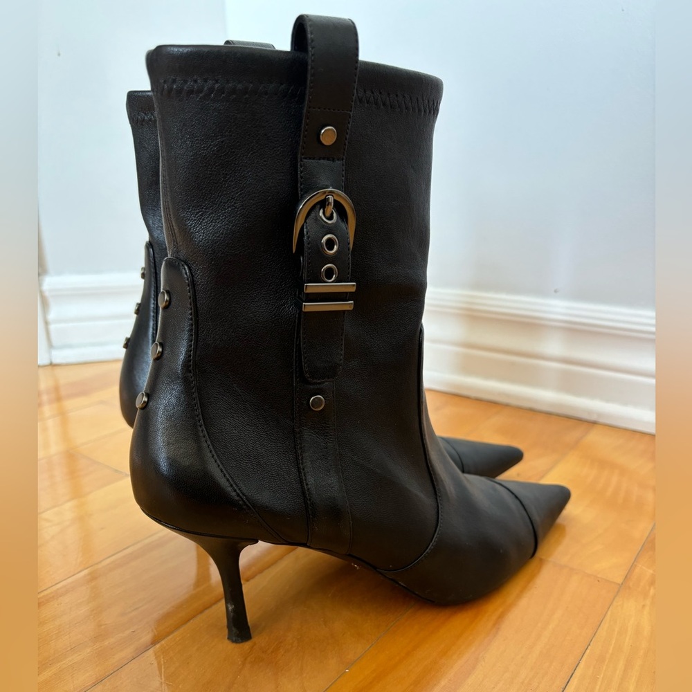 Stuart Weitzman MAVERICK 75 BOOTIE size 8.5 black - Picture 6 of 9